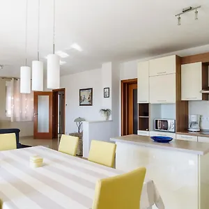 Niko , Kaštela Chorwacja